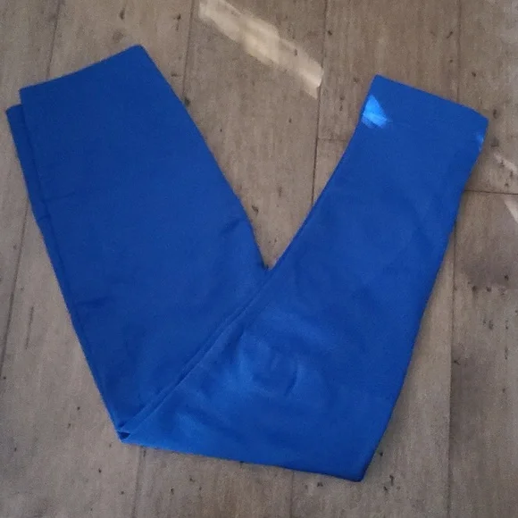 Lululemon Zone In Crop - Picture 4 of 5